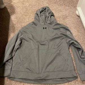 grey under armor hoodie.